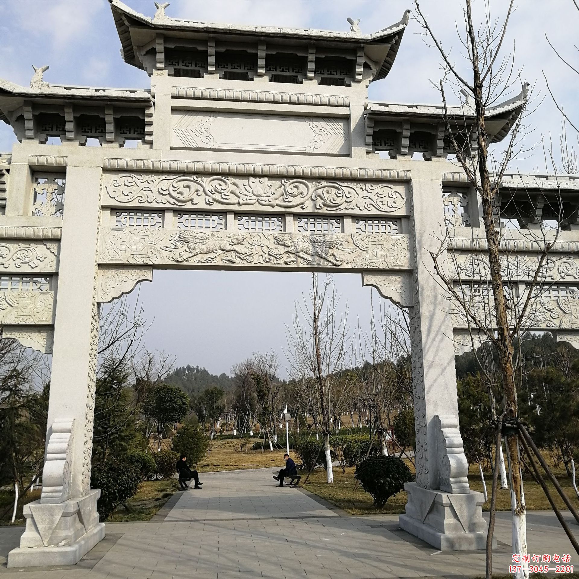内江八脚牌坊上的狮子雕像