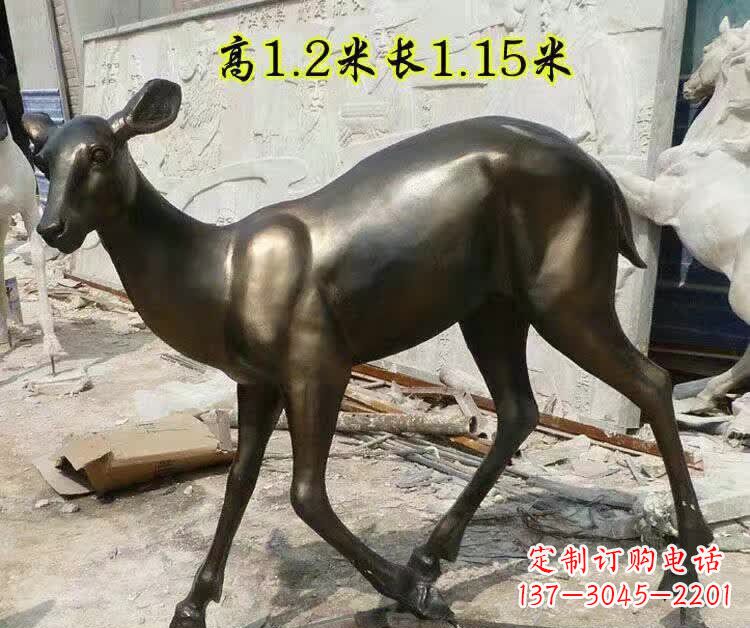 内江灵动的小鹿铜雕