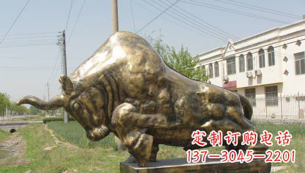 内江黄铜斗牛雕像