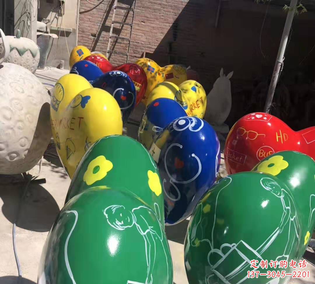 内江玻璃钢彩绘气球雕塑