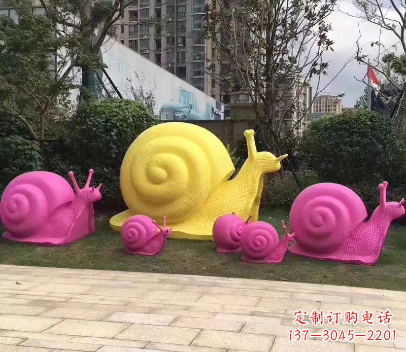 内江玻璃钢彩绘蜗牛雕塑