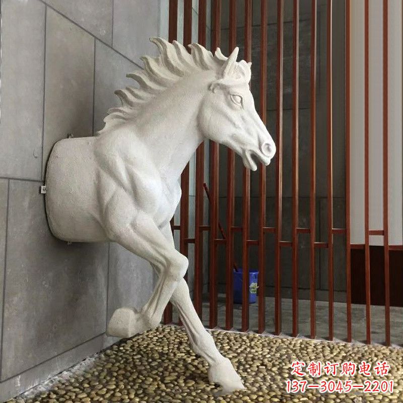 内江玻璃钢创意动物雕塑——穿墙而过