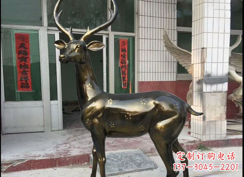 内江玻璃钢梅花鹿雕塑精美的艺术瑰宝