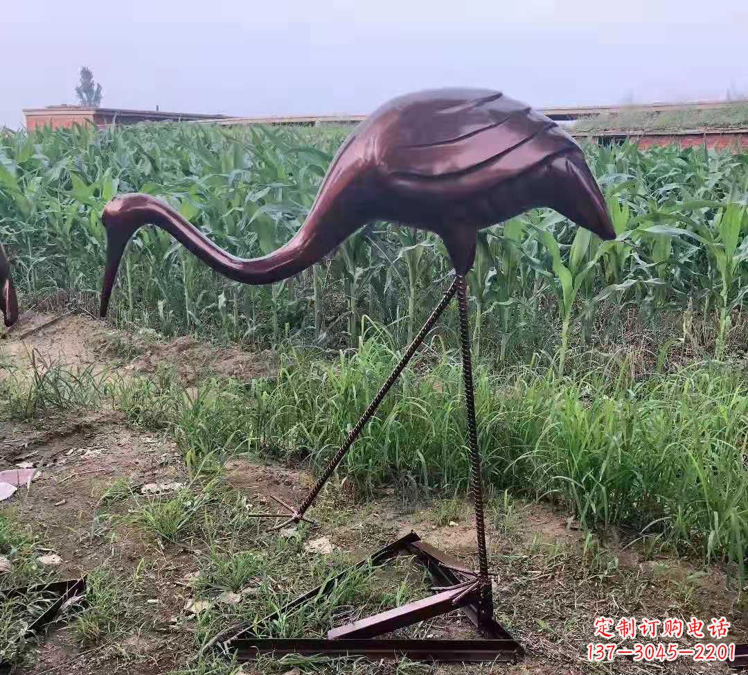 内江玻璃钢仿铜仙鹤雕塑精美景观装饰