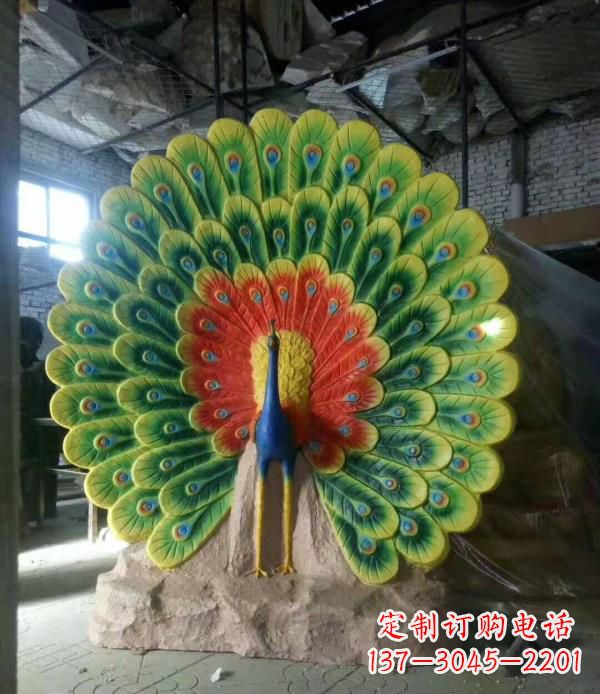 内江玻璃钢制作的孔雀雕塑