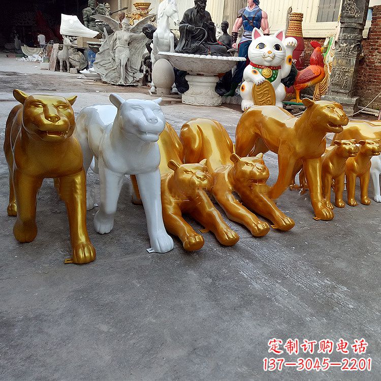 内江玻璃钢金钱豹雕塑,定制精美动物雕塑摆件