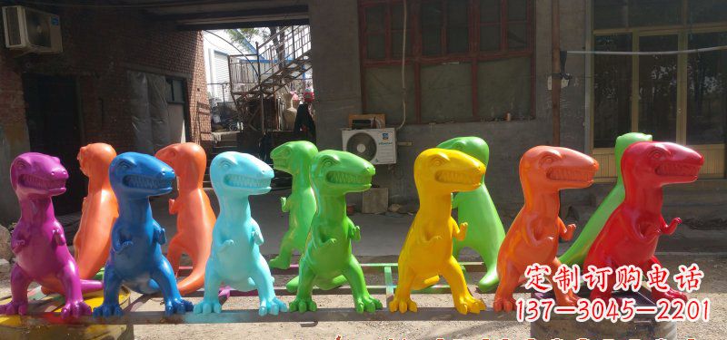 内江玻璃钢制作的恐龙雕塑精美而又耐久