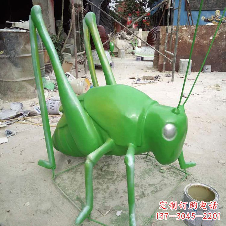 内江玻璃钢蝗虫雕塑精美的艺术造型