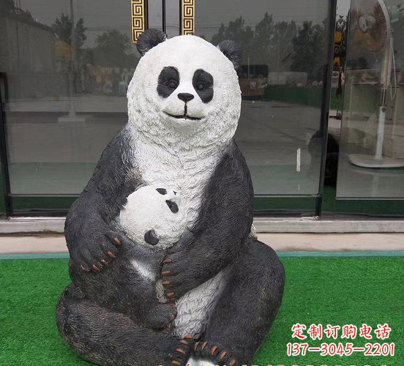 内江玻璃钢制熊猫雕塑——传承中华文化精髓