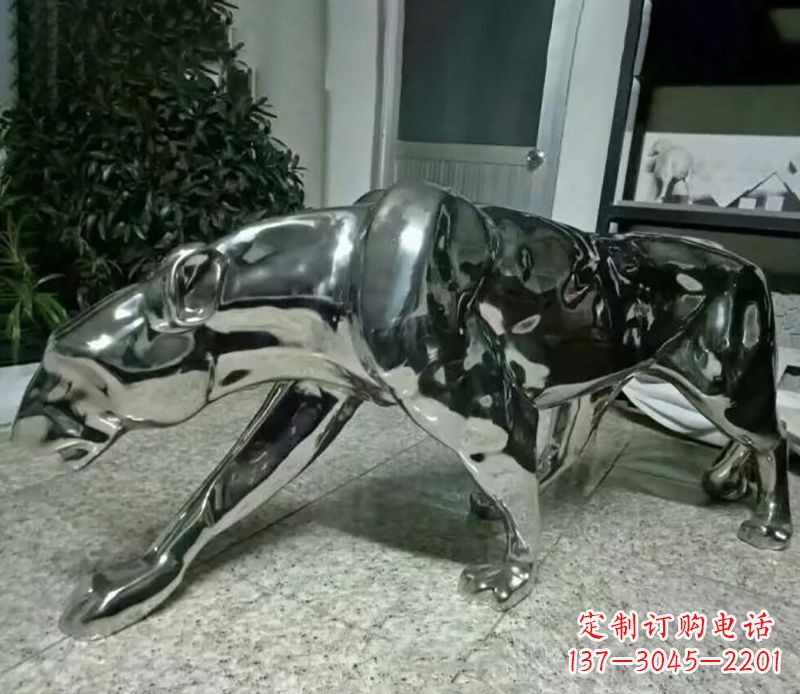 内江精美绝伦的不锈钢豹子雕塑