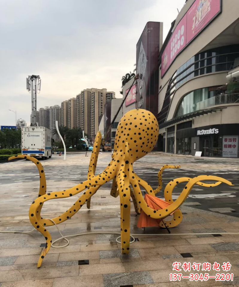 内江不锈钢章鱼雕塑一座海洋之城的标志