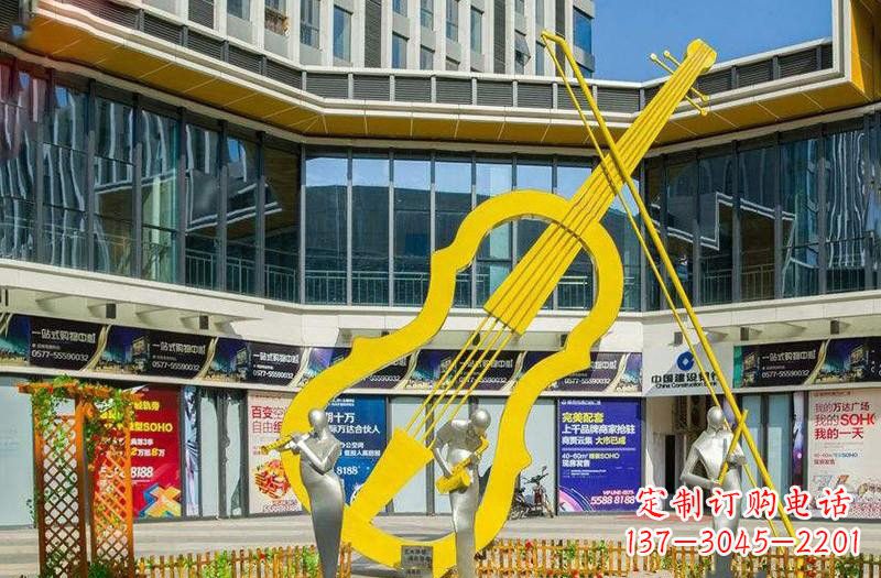 内江不锈钢大提琴雕塑美的融合