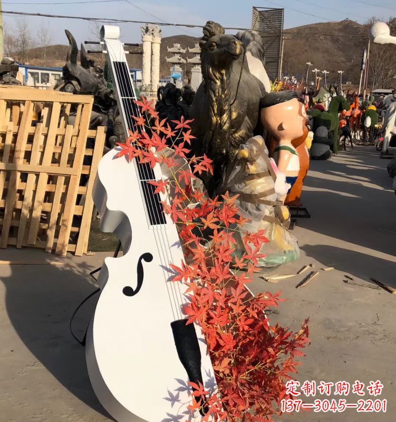 内江不锈钢大提琴雕塑—精致的艺术精品