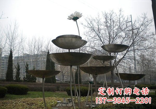 内江不锈钢荷花雕塑浪漫与优雅的融合