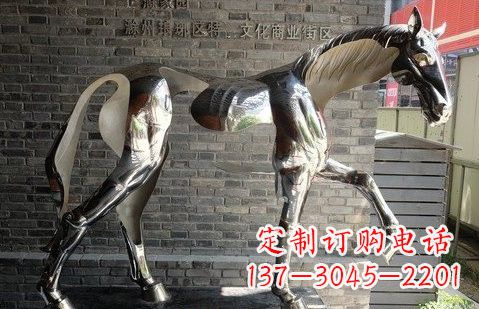 内江不锈钢马雕塑精美而又具有象征意义