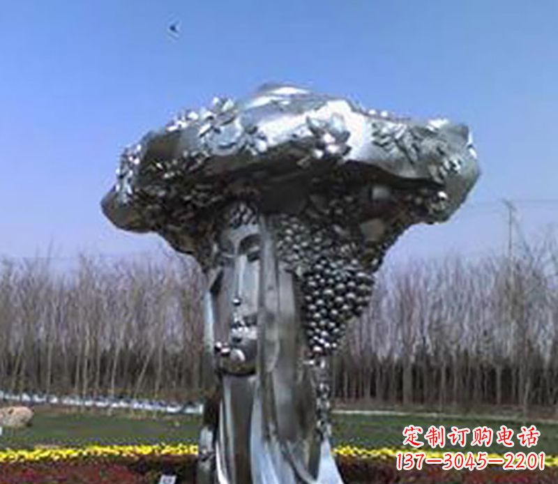内江不锈钢葡萄雕塑——点缀美丽景观