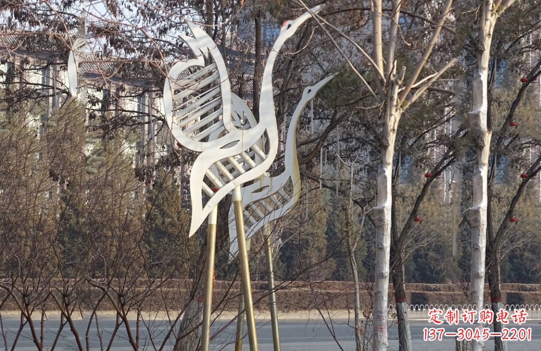 内江不锈钢仙鹤雕塑精致的艺术之作