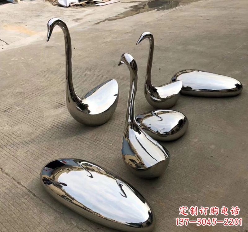 内江不锈钢仙鹤雕塑精致而古典