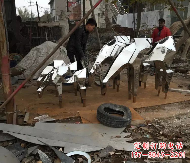 内江不锈钢动物雕塑精美外形,经久耐用