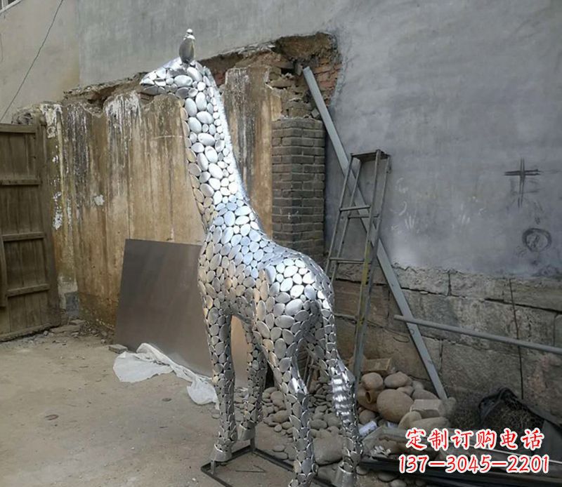 内江精美不锈钢长颈鹿雕塑
