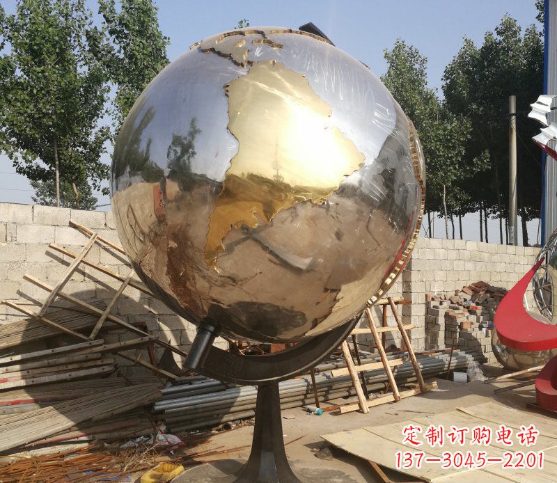 内江不锈钢地球仪校园中的精美雕塑