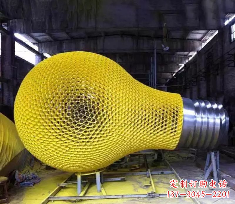 内江新题目不锈钢灯泡雕塑精致的艺术珍品