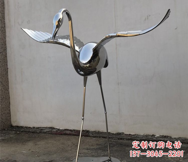 内江不锈钢锻造的丹顶鹤雕塑