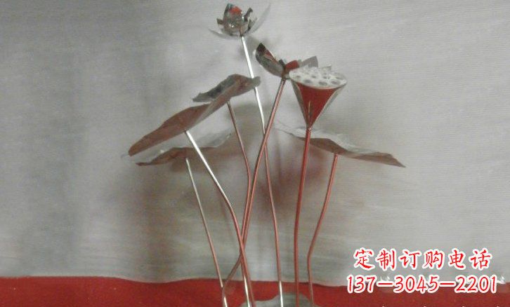 内江不锈钢锻造的荷叶雕塑