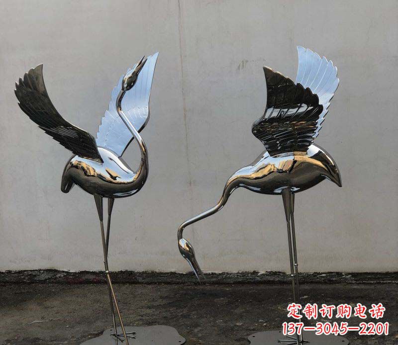 内江不锈钢锻造仙鹤雕塑精美的艺术品