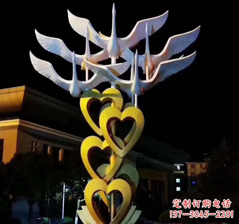 内江不锈钢大雁雕塑象征着自由的翱翔