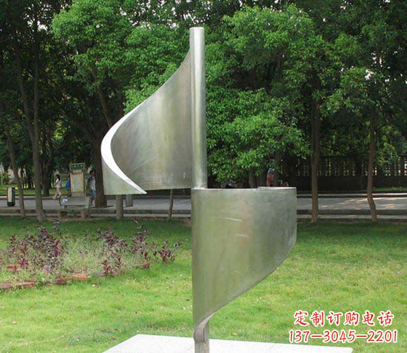 内江精美不锈钢风车雕塑