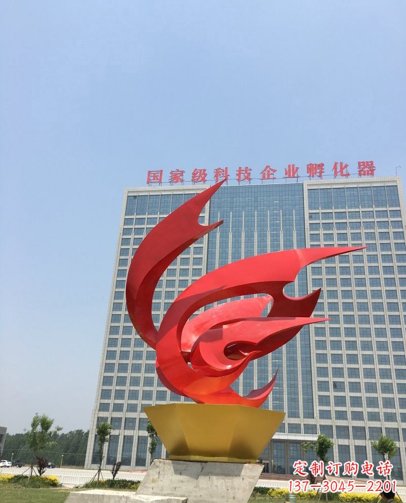 内江不锈钢凤凰雕塑一种具有传统文化内涵的艺术品