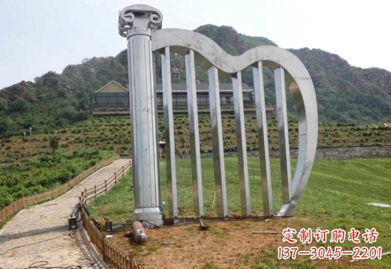 内江不锈钢公园大型抽象竖琴雕塑
