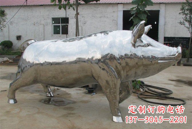 内江不锈钢公园动物猪雕塑精美雕塑展现完美美学