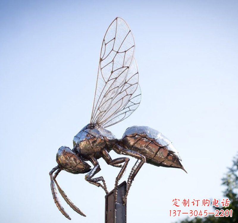 内江不锈钢公园蜜蜂雕塑精彩纷呈的自然之美