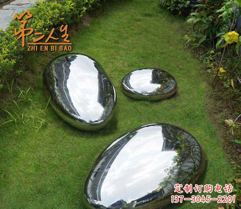内江不锈钢公园的水滴雕塑构筑流动的美