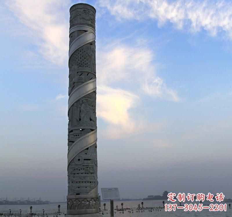 内江不锈钢广场景观龙柱雕塑