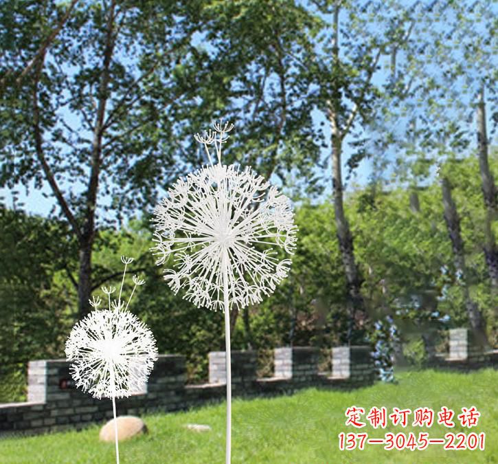 内江不锈钢广场上的蒲公英雕塑