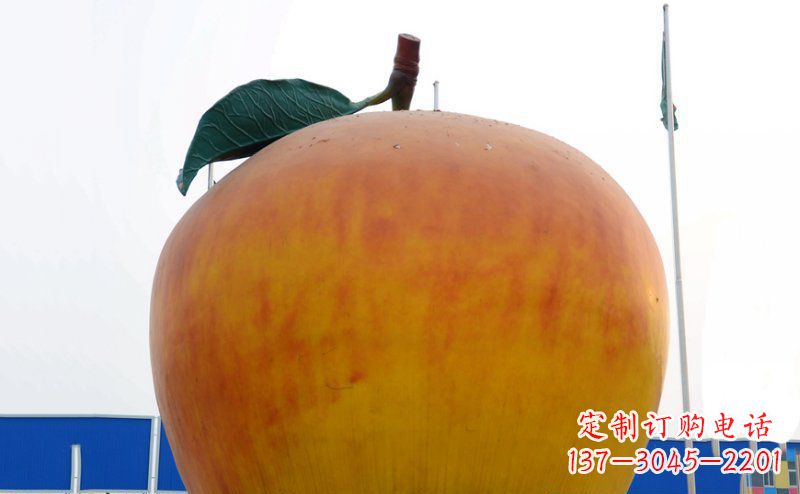 内江不锈钢苹果雕塑浓缩艺术精髓