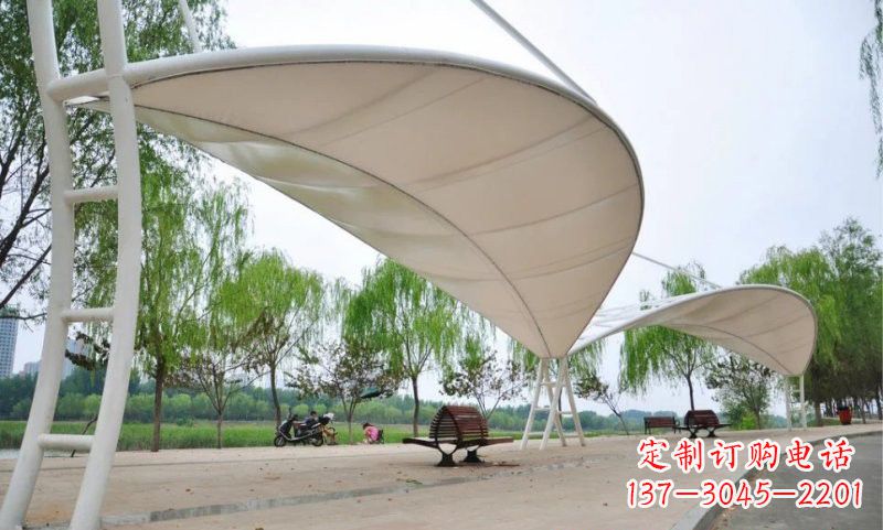 内江不锈钢树叶形遮阳棚雕塑