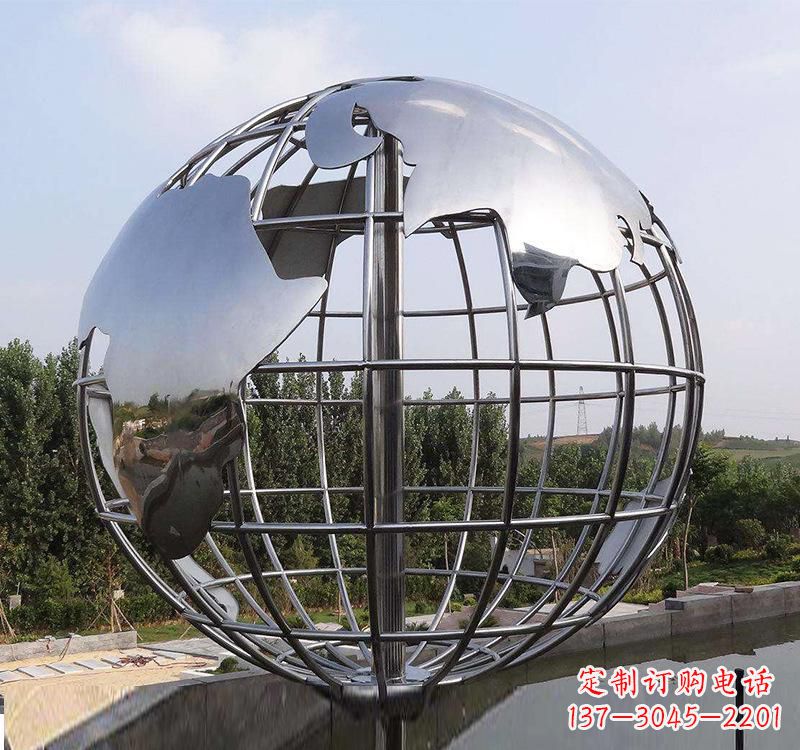 内江不锈钢户外地球仪雕塑一件既美观又能提醒人们环保的艺术品