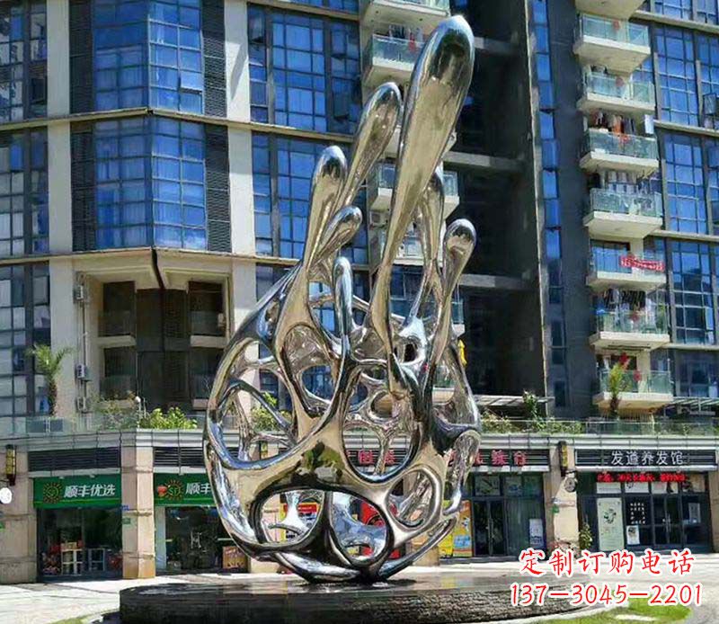 内江不锈钢火龙果雕塑集艺术与自然之美