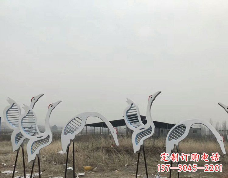 内江精美不锈钢仙鹤雕塑