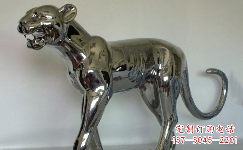 内江不锈钢金钱豹雕塑