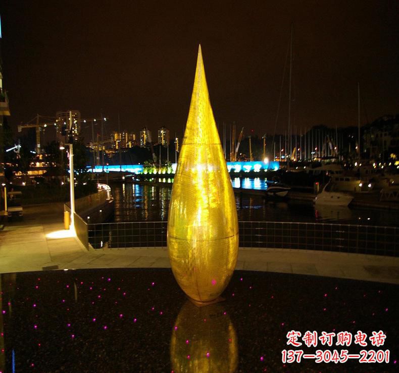 内江不锈钢水滴雕塑给环境带来美丽