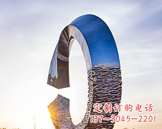 内江不锈钢景观圆环雕塑环绕自然之美