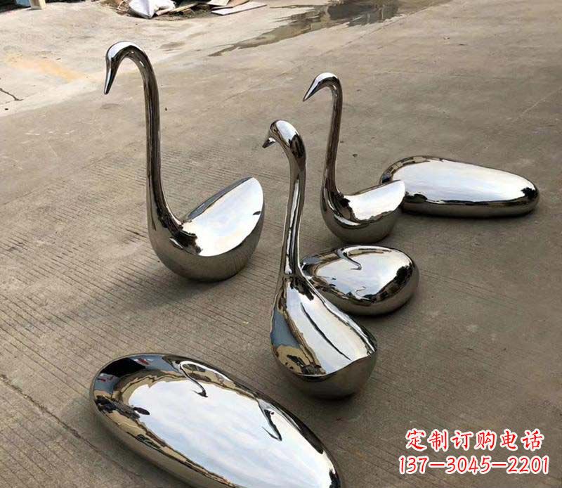 内江精美绝伦的鹅卵石雕塑