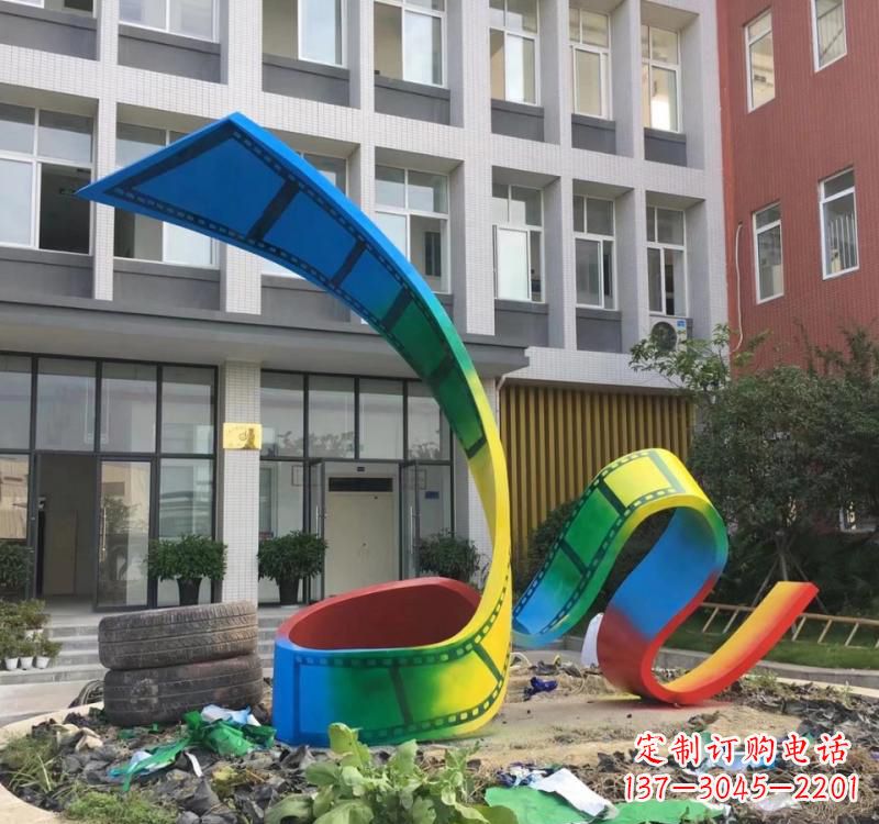 内江不锈钢烤漆艺术胶卷雕塑——缔造艺术精品