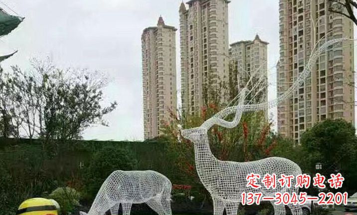 内江不锈钢镂空鹿雕塑精美纯粹的艺术之作
