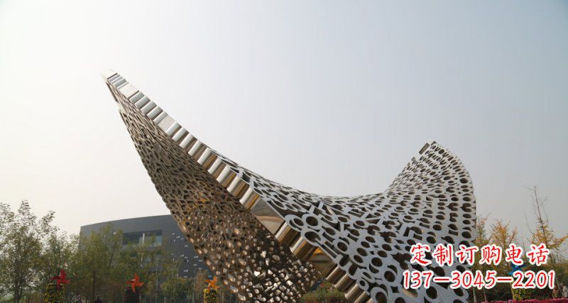内江不锈钢镂空字母遮阳亭子广场雕塑